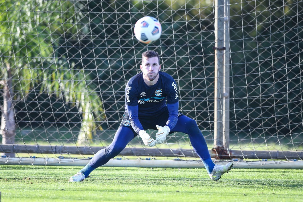 Grêmio põe em prática plano de enxugar o elenco para Felipão e diminuir folha salarial