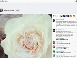 Gisele Bündchen publicou imagem de flor no Instagram (Foto: Reprodução/Instagram)