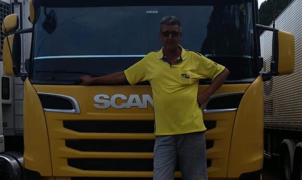 S&eacute;rgio era de Bariri, tinha 59 anos e trabalhava como caminhoneiro &mdash; Foto: Arquivo pessoal 