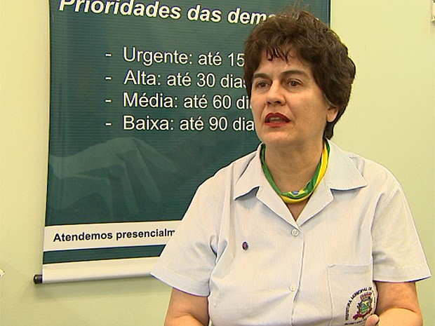 Coordenadora da ouvidoria da Saúde atribui aumento de reclamações a divulgação do departamento (Foto: Paulo Souza/ EPTV)