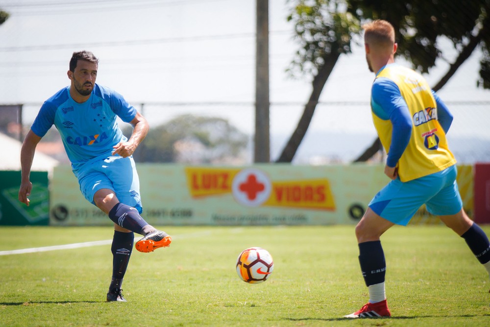 Agora pelo Cruzeiro, Edílson reencontra o Grêmio: Motivação ainda maior
