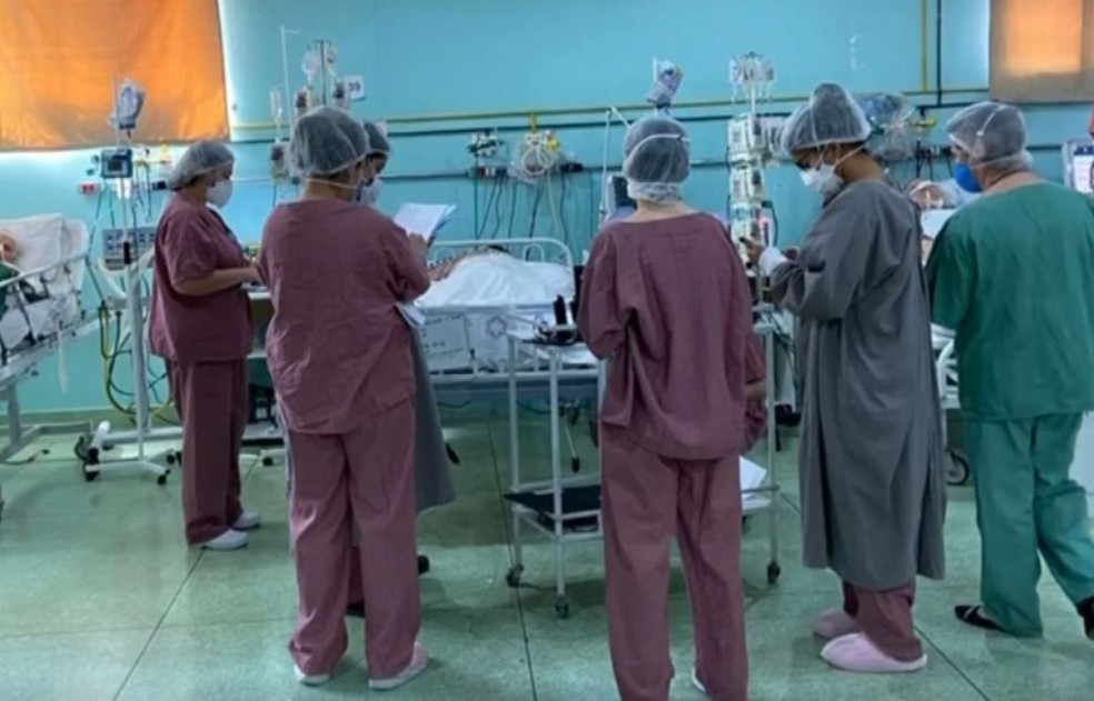 Pesquisa será feita por estudante de Sorocaba (SP), a partir da amostra de 500 profissionais — Foto: Reprodução/ TV TEM