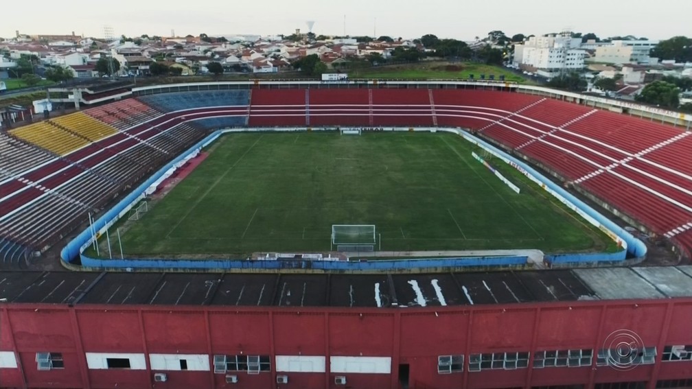 Estádio Teixeirão não recebe ofertas em terceira tentativa de leilão