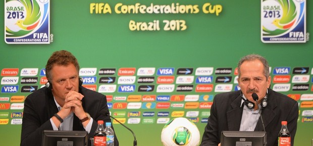 Aldo rebelo e jerome Valcke (Foto: FIFA)