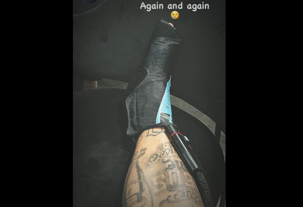 Neymar posta foto e lamenta novo problema no tornozelo: "De novo e de novo" &mdash; Foto: Reprodu&ccedil;&atilde;o Instagram
