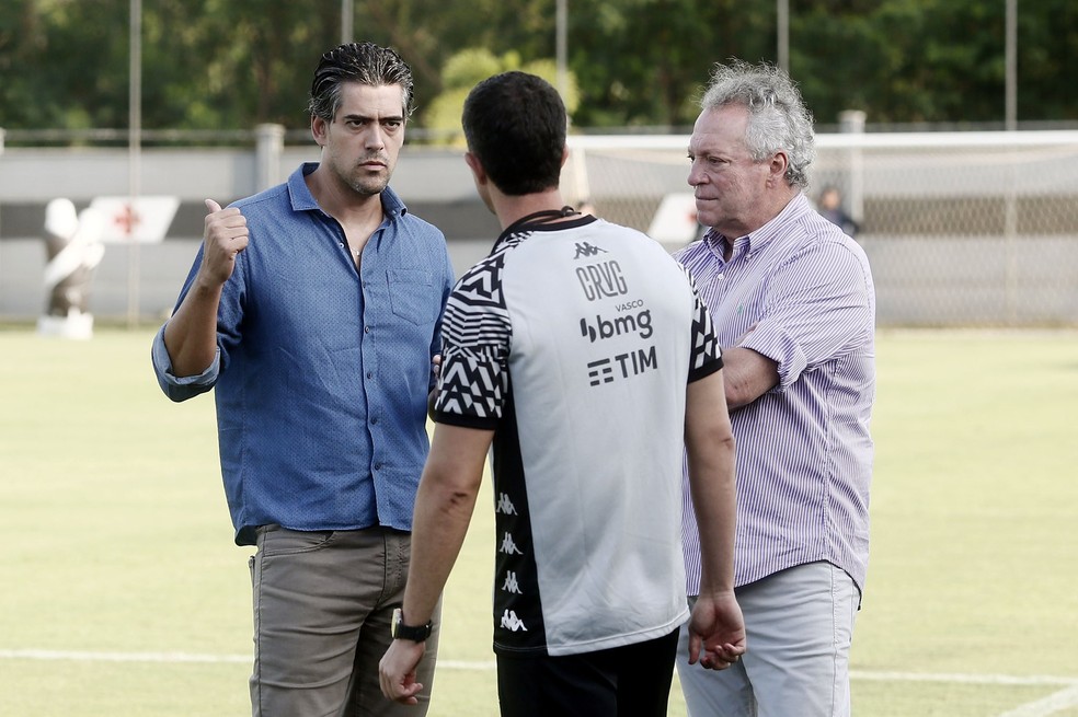 Paulo Bracks, Maurício Barbieri e Abel Braga, Vasco — Foto: Daniel Ramalho / Vasco