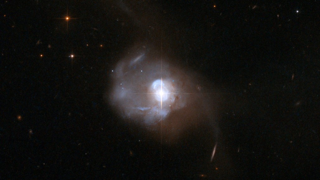 Astrônomos detectam oxigênio molecular fora da Via Láctea pela primeira vez (Foto: NASA/ESA/Hubble Heritage/Hubble collaboration/A. Evans/University of Virginia/NRAO/Stony Brook University)