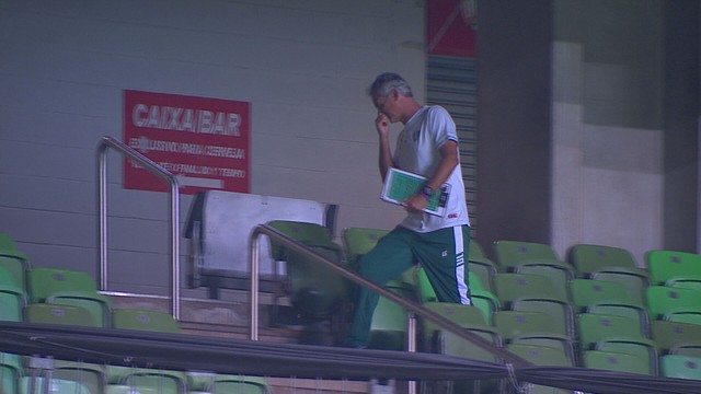 Lisca, suspenso, deixa o Independência após América-MG x Sampaio Corrêa