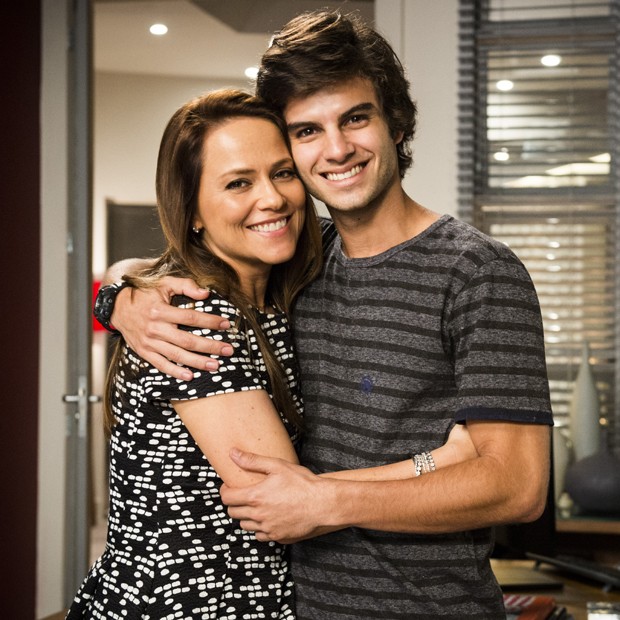 Vivianne Pasmanter e Daniel Blanco: Ator é só elogios ao trabalho da colega de elenco (Foto: Divulgação/TV Globo)