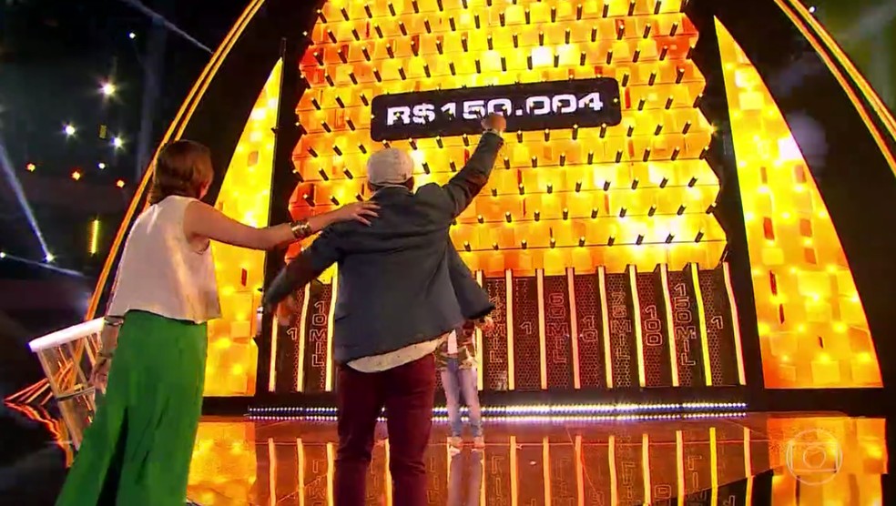 Marcos e LetÃ­cia levam R$ 150 mil reais para casa â Foto: TV Globo
