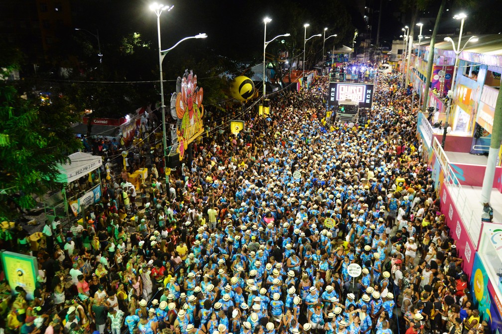 Multidão acompanha carnaval no Circuito Osmar (Campo Grande), neste sábado (22), segundo dia de carnaval.  — Foto:  Sérgio Pedreira/Ag. Haack          