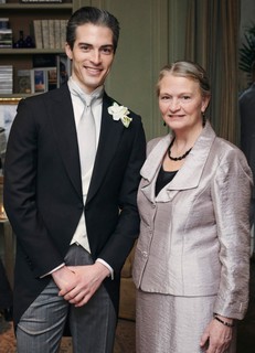 Uma foto doce de Seth e sua mãe Kathleen pouco antes da cerimônia.
