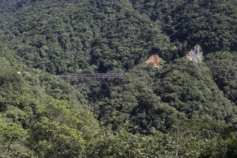 Ponte São João, a maior do percurso.  — Foto: Marcio Kubo