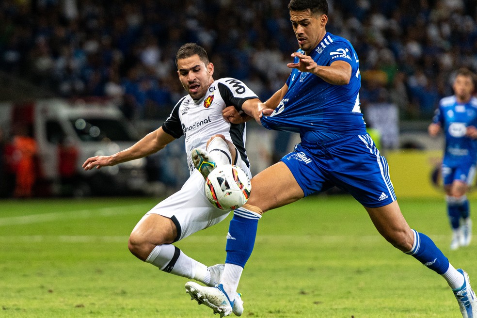 Cruzeiro x Sport em disputa pela S�rie B do Brasileiro � Foto: Alessandra Torres/AGIF