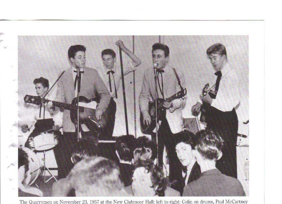 Paul McCartney e John Lennon, em 1957, com os Quarrymen — Foto: Reprodução