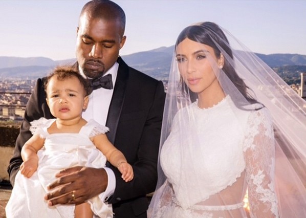 Kim Kardashian, Kanye West e North West (Foto: Instagram)