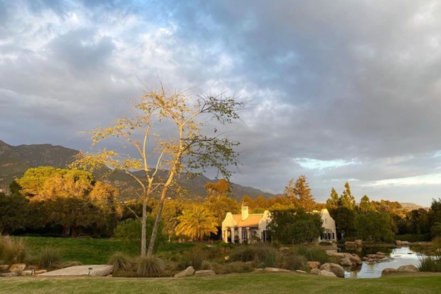 Ellen DeGeneres vende mansão por R$ 305 milhões e compra duas casas (Foto: Repodução/Google e Bing Maps)