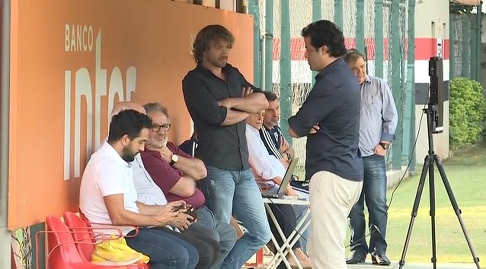 Diretoria do São Paulo se reuniu no CT nesta sexta-feira — Foto: Reprodução