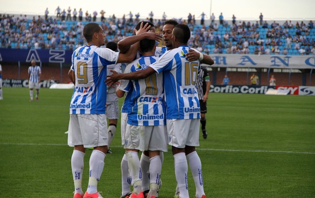 Avaí, na vitória sobre o Ceará: Bruno e Diogo Acosta (Foto: Jamira Furlani, divulgação / Avaí FC)