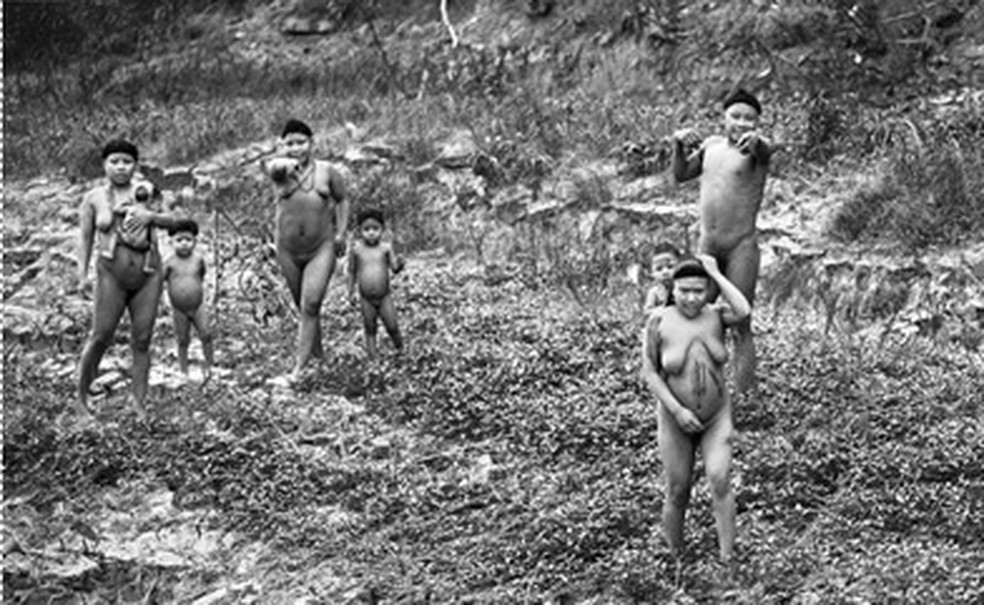 Registro de parte dos índios da tribo Korubo, que já foi contatada pela Funai — Foto: Ricardo Stuckert, Funai