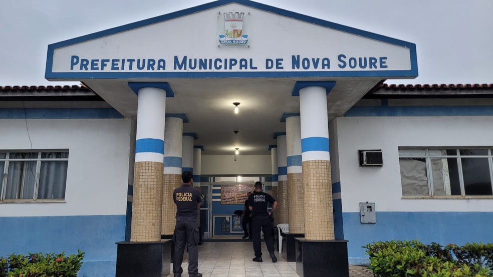 Prefeitura de Nova Soure, na Bahia  — Foto: Divulgação/Polícia Federal 