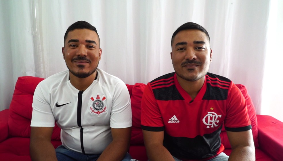 Irmãos gêmeos em Pernambuco alimentam rivalidade entre Corinthians e Flamengo