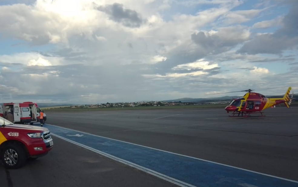 Menino seria transferido de helicóptero para Goiânia quando teve parada cardíaca, segundo Bombeiro — Foto: Corpo de Bombeiros/Divulgação 