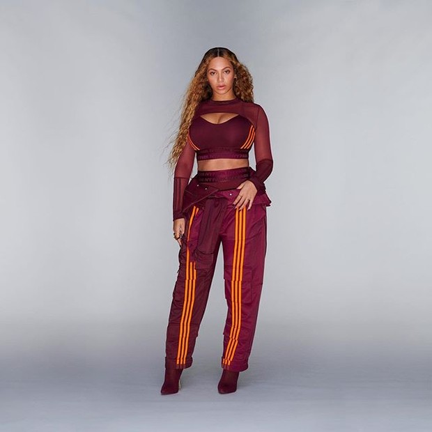 Beyoncé veste a nova coleção da Ivy Park (Foto: Reprodução/Instagram)