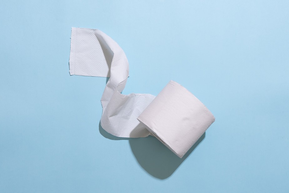 Duchinha, lenço umedecido ou papel higiênico: qual a melhor higienização anal?
