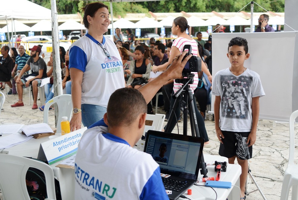 Mutirão do Detran oferece serviços gratuitos em Miguel 