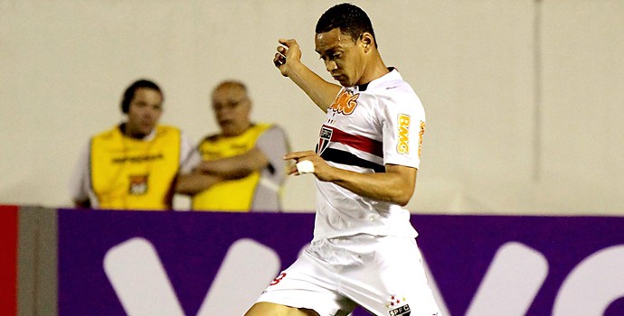 Na memória: Ricardo Oliveira brilha  em goleada tricolor sobre o Palmeiras