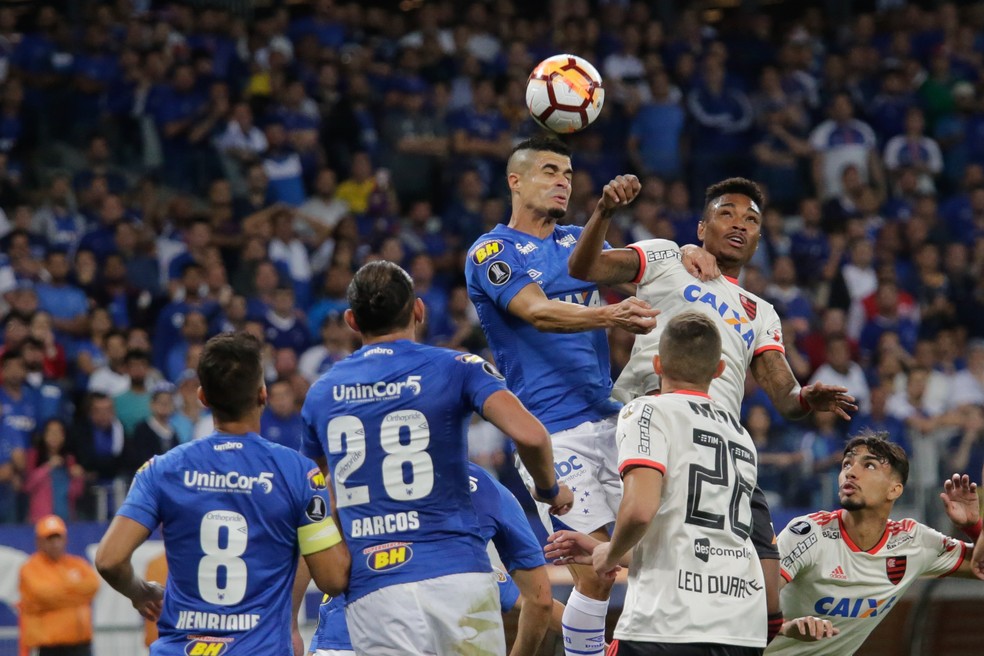 vitinho flamengo cruzeiro (Foto: ERWIN OLIVEIRA /FRAMEPHOTO/ESTADÃO CONTEÚDO)
