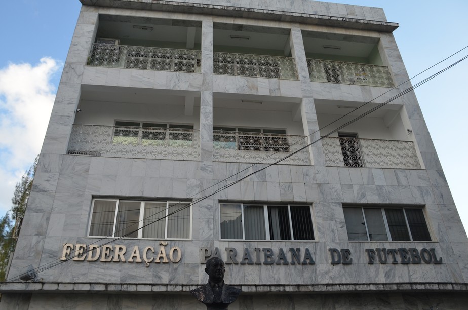 FPF faz consulta ao STJD e admite marcar Botafogo-PB e Treze para segunda à noite
