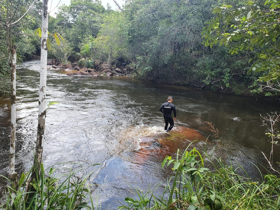 Corpo de banhista foi encontrado no rio Una, em Morros — Foto: Divulgação/Bombeiros