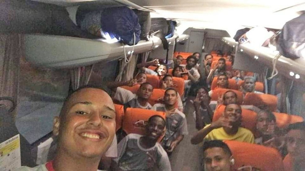 Selfie tirada na ida para o torneio — Foto: Reprodução