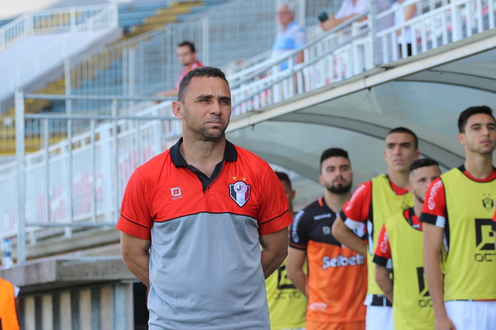 Joinville Anuncia Retorno Do Treinador Fabinho Santos Joinville Ge