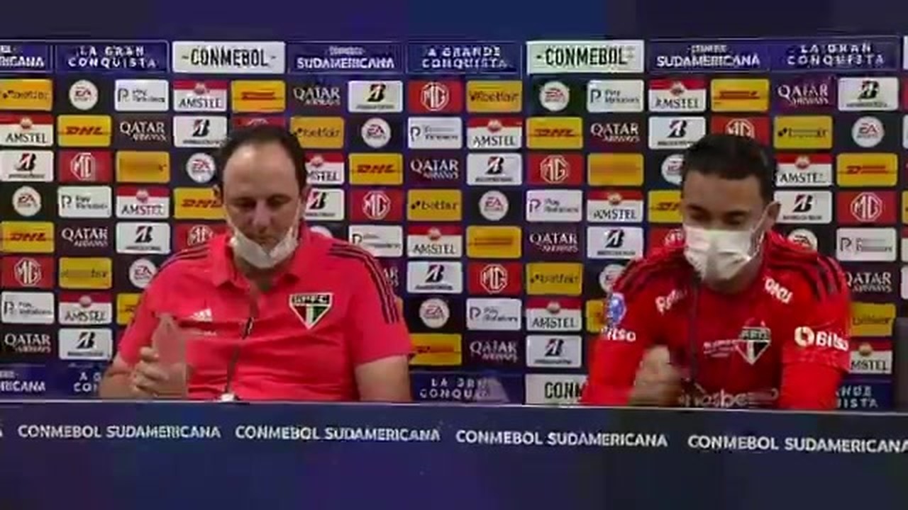Veja as entrevistas de Rogério Ceni e Felipe Alves, do São Paulo, após classificação contra o Ceará