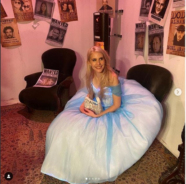 A herdeira e influencer India Rose James em sua festa de aniversário temática inspirada na franquia Harry Potter (Foto: Instagram)