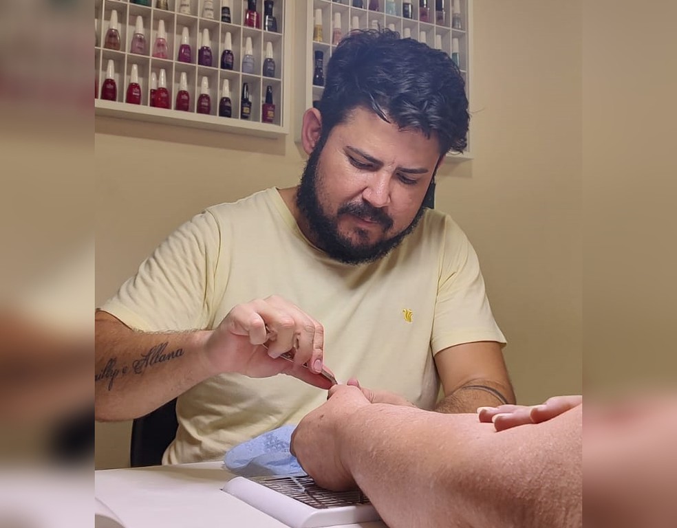Wanderlei Francisco de Carvalho, manicuro em São José do Rio Preto (SP) — Foto: Arquivo Pessoal