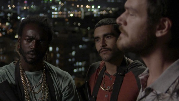 Em ' A Força do Querer', Bibi (Juliana Paes) manda bandido libertarem Dantas (Edson Celulari) e Yuri (Drico Alves) — Foto: TV Globo