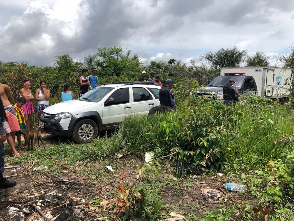 Corpo do designer e publicitário Jesiel Sales Pontes foi encontrado em uma área de matagal (Foto: Divulgação/Polícia)