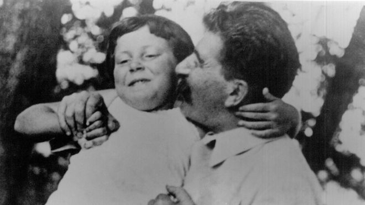 Prisioneira Do Nome Quem Foi Svetlana Alliluyeva A Filha De Stalin Que Fugiu Aos Eua Mundo G1