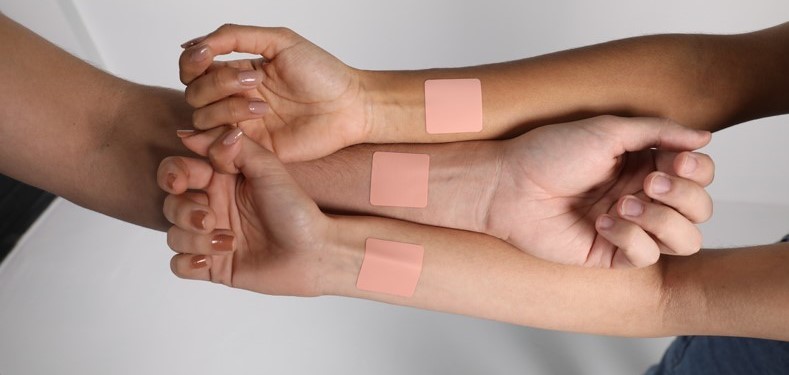 Stickers vitamínicos para cuidar da pele são lançados no Brasil (Foto: Divulgação)