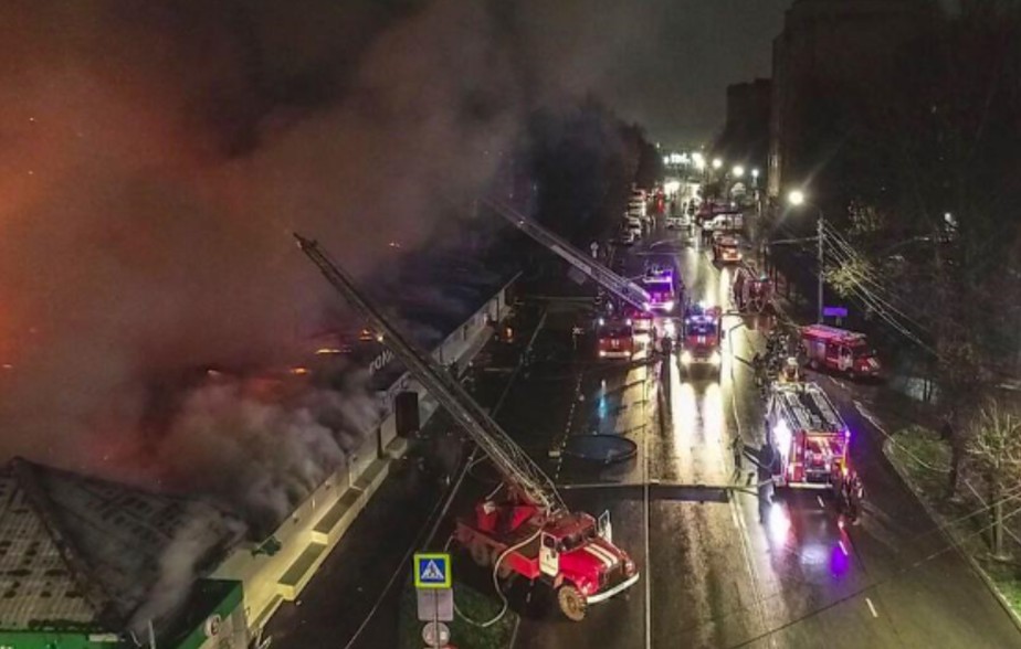 Incêndio em cafeteria deixa pelo menos 15 mortos na Rússia