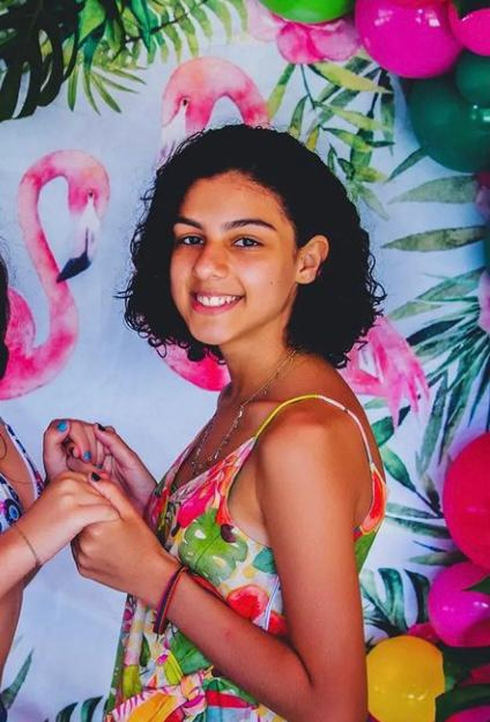 Adolescente Sabrina Morassuti, de 15 anos, foi retirada dos escombros morta, na noite desta quinta-feira (21) — Foto: Reprodução/Redes sociais