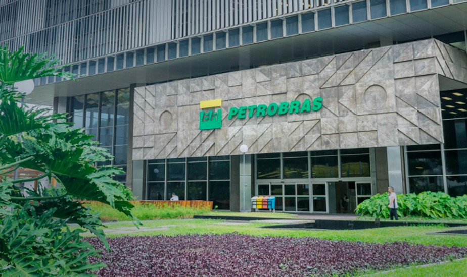 Na busca por corte de CO2, Petrobras perde corrida para seus pares