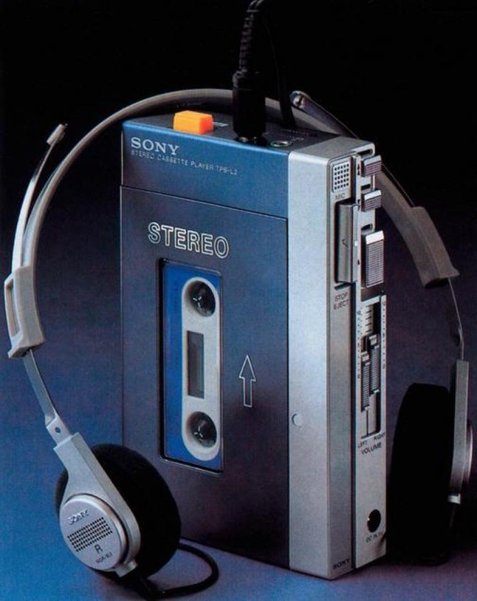 Sony TPS-L2 foi o primeiro Walkman, lan?ado em 1979 (Foto: Divulga??o/Sony)