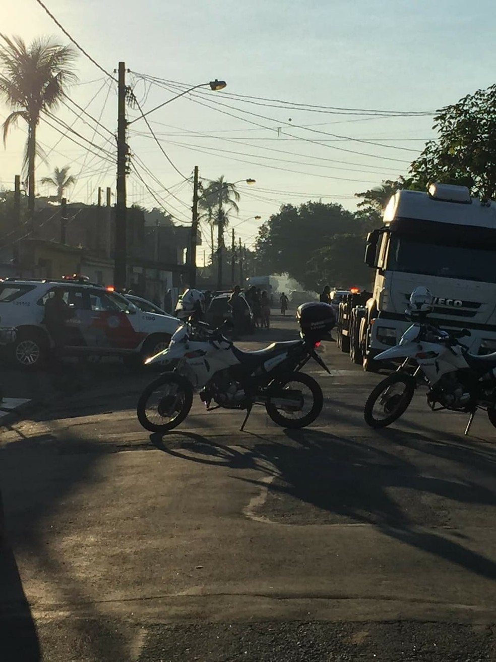 Militar foi baleado durante tentativa de assalto em Vicente de Carvalho em Guarujá, SP — Foto: G1 Santos