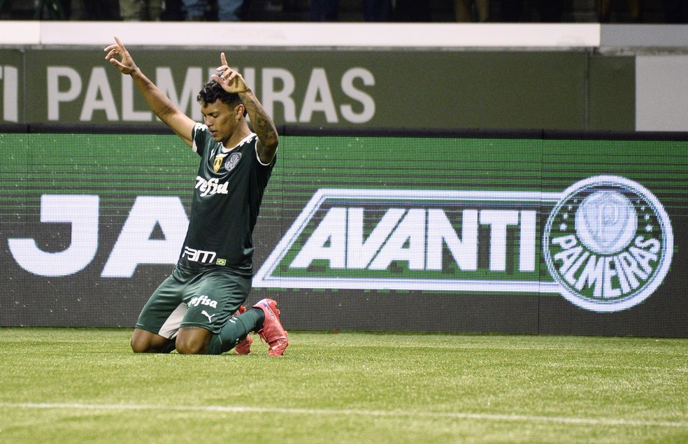Gabriel Veron marcou o último gol pelo Palmeiras contra o Cuiabá, na segunda-feira — Foto: Marcos Ribolli