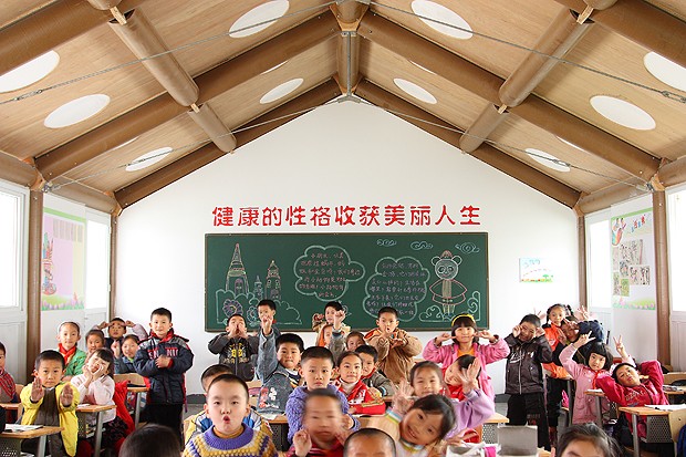 Escola temporária em Chengdu, na China (Foto: Divulgação)